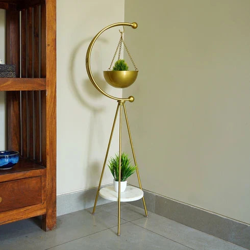 Muun Tripod Planter - 16.5’’ x 16.5’’ x 53.5” In Inches / Anti-rust coated Iron - Garden