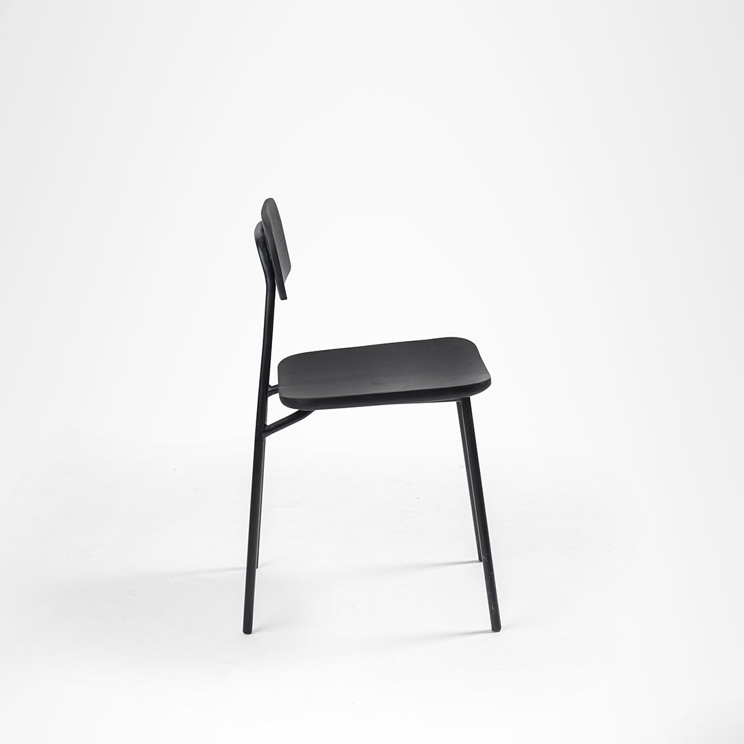 Nero Chair Set of 2 - Matte Black / Mild Steel and Mango Wood / W: 17’’ D: 19’’ SH: 18.5’’ TH: 31’’ - Outdoor Furniture