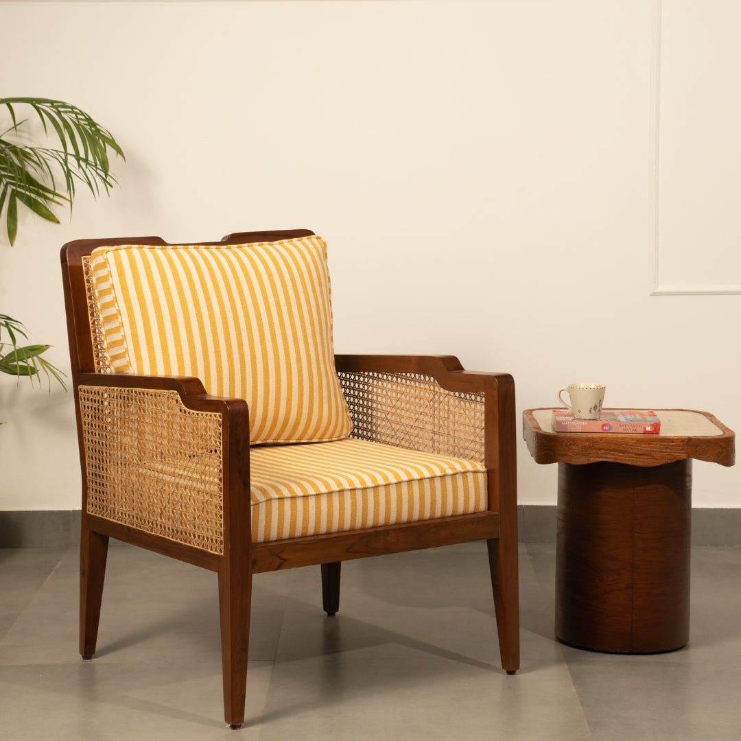 Onyx Accent Chair - Furniture