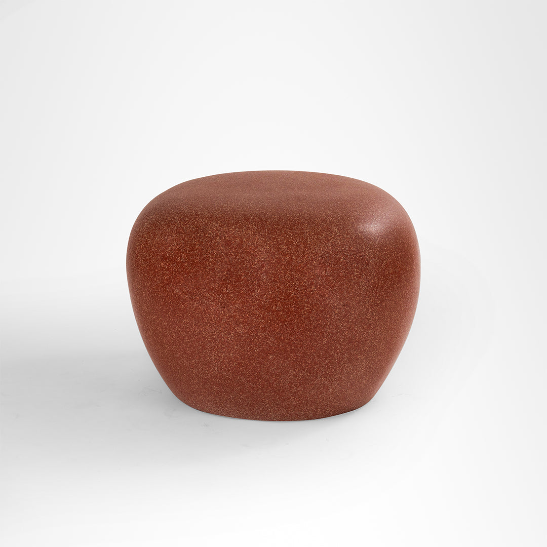 Pebbloid - Laterite Brown / D: 20’’ H: 16’’ / FRP