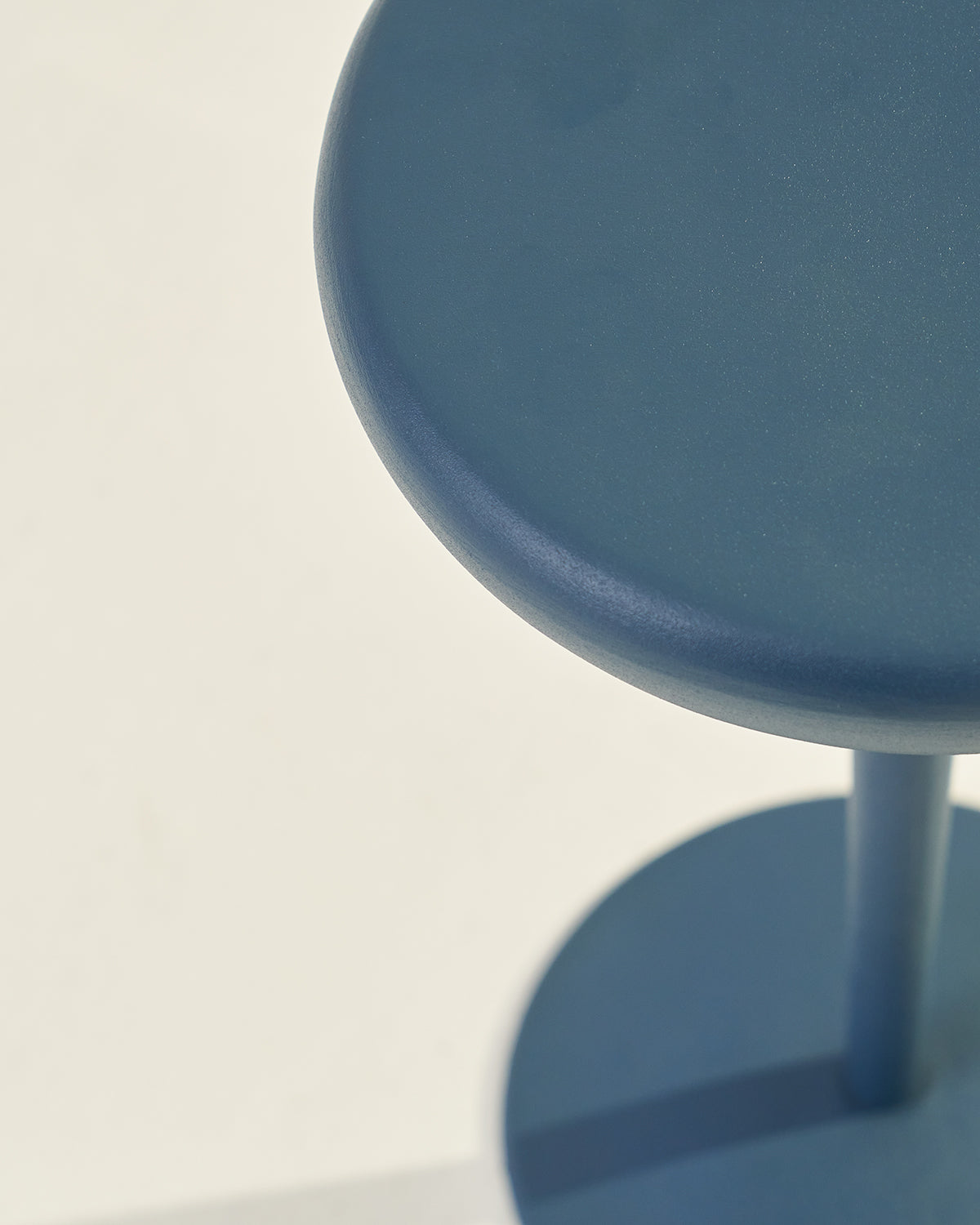 PIN - Queen Blue / Cast Aluminium / 35L X 35W X57H In Cms - Indoor Furniture
