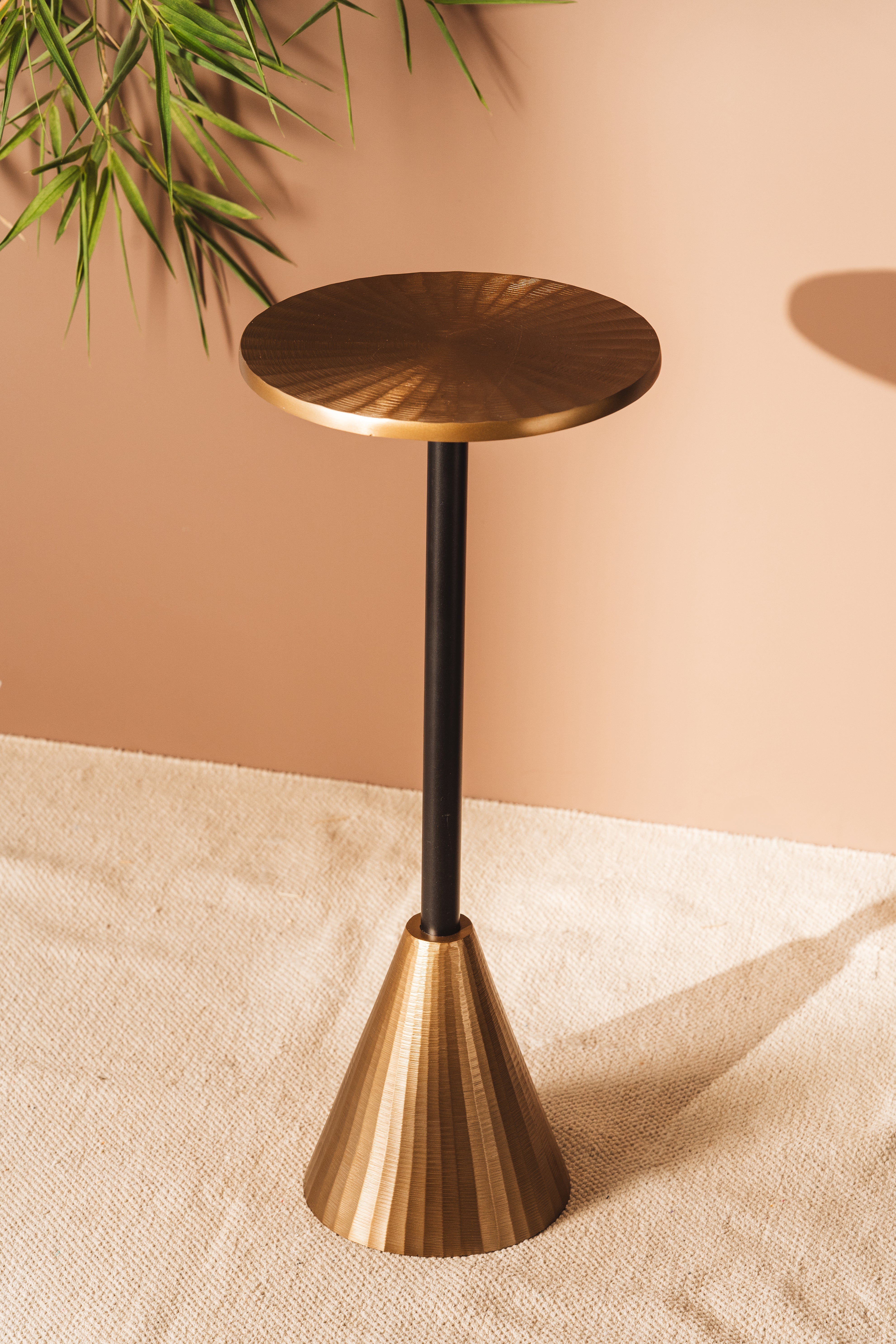 Pine Cone Chic Side Table - Black And Gold / 26 x W:26 x H:60 In Cms / Metal - Indoor Furniture