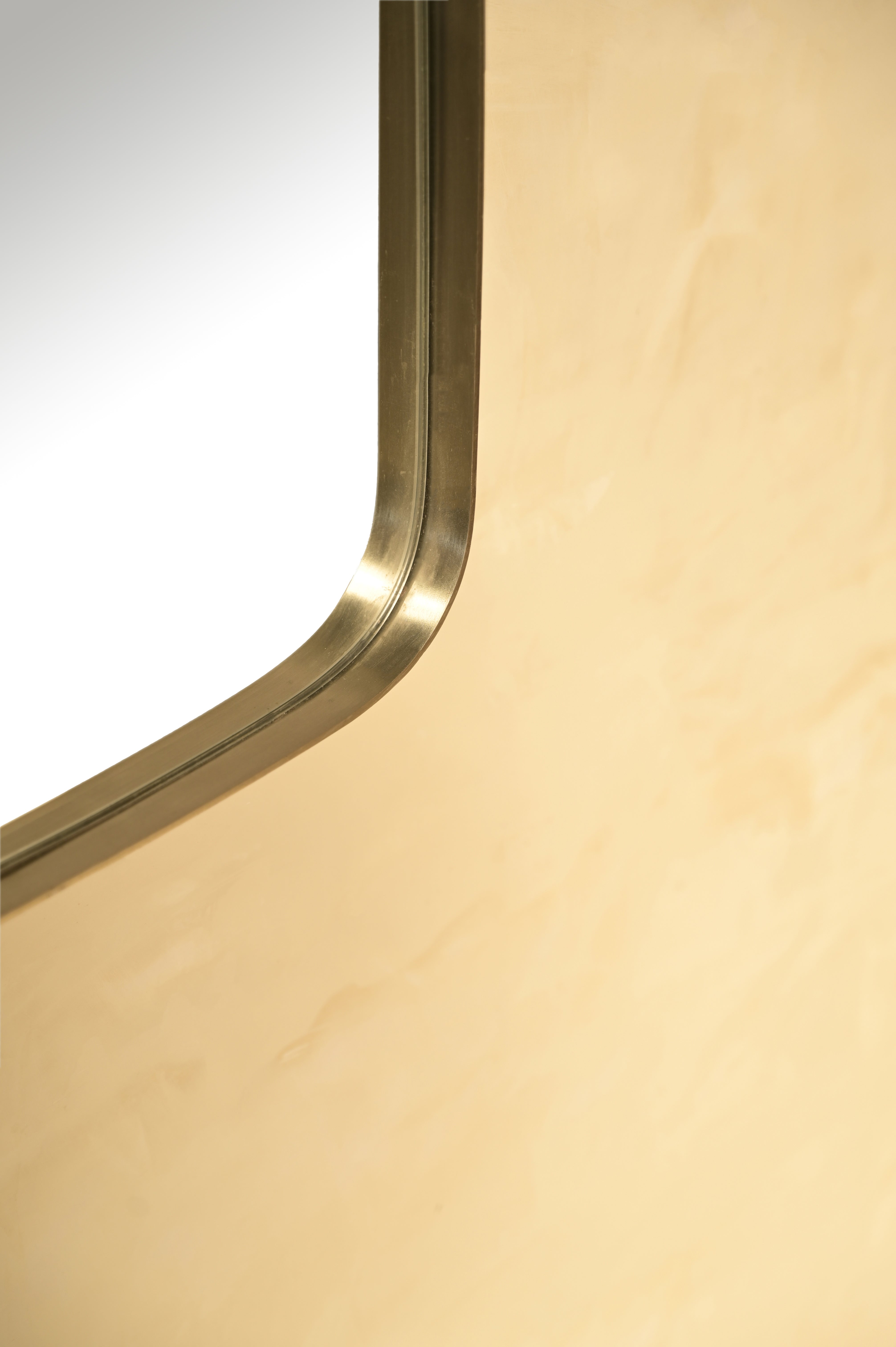 Prism Wall Mirror - L:14 x W:2 x H:31 In inches / Metal and Mirror - Décor