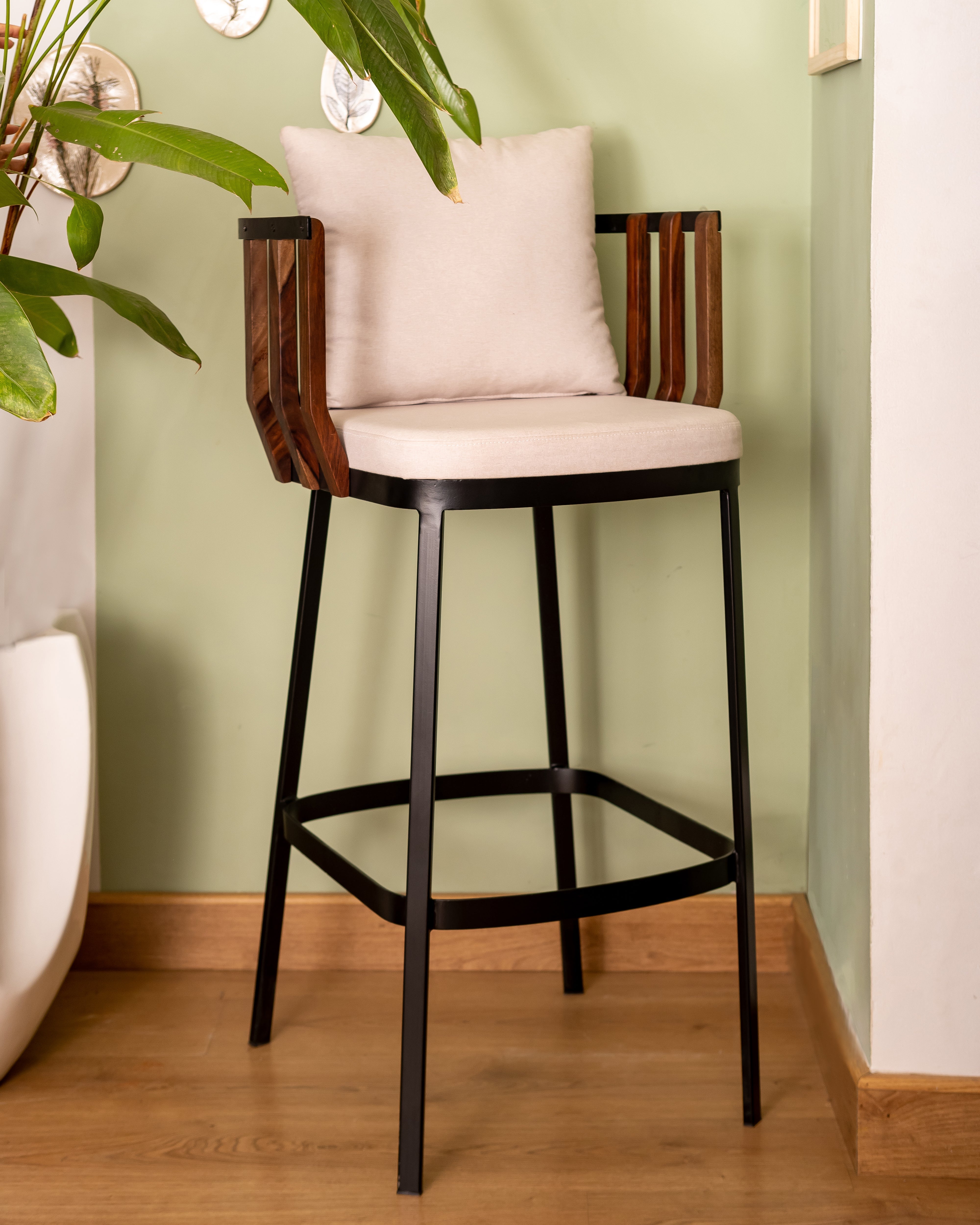 Rio Bar Chair - L: 20’’ B: 20’’ H: 39’’ SH: 30’’ / Brown Black & Beige / Mild Steel Acacia Wood and Upholstery - Indoor