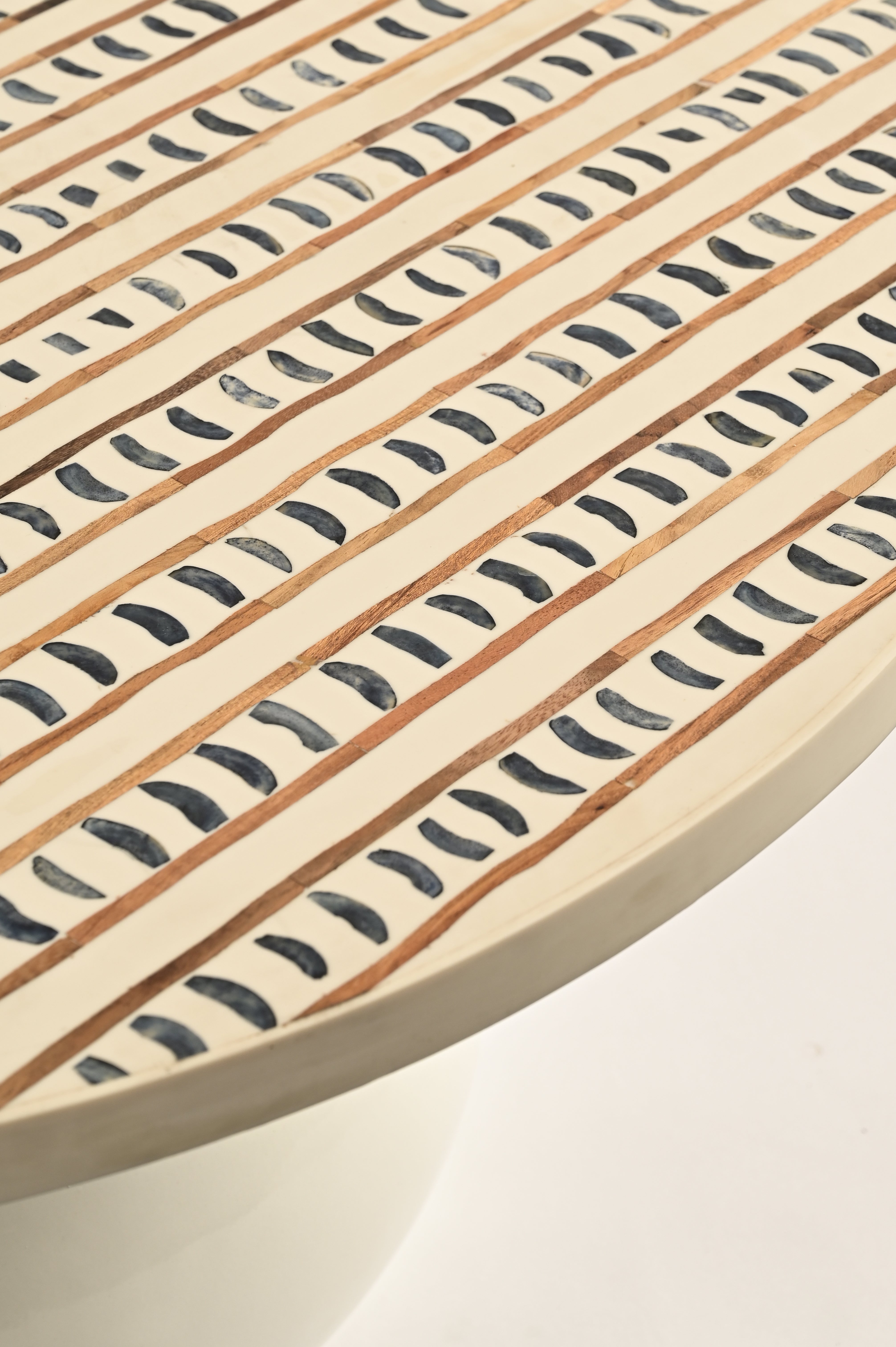 Sambhal Coffee Table - Ivory / Bone Inlay & Resin / 91L X 91W X 42H In Cms - Indoor Furniture