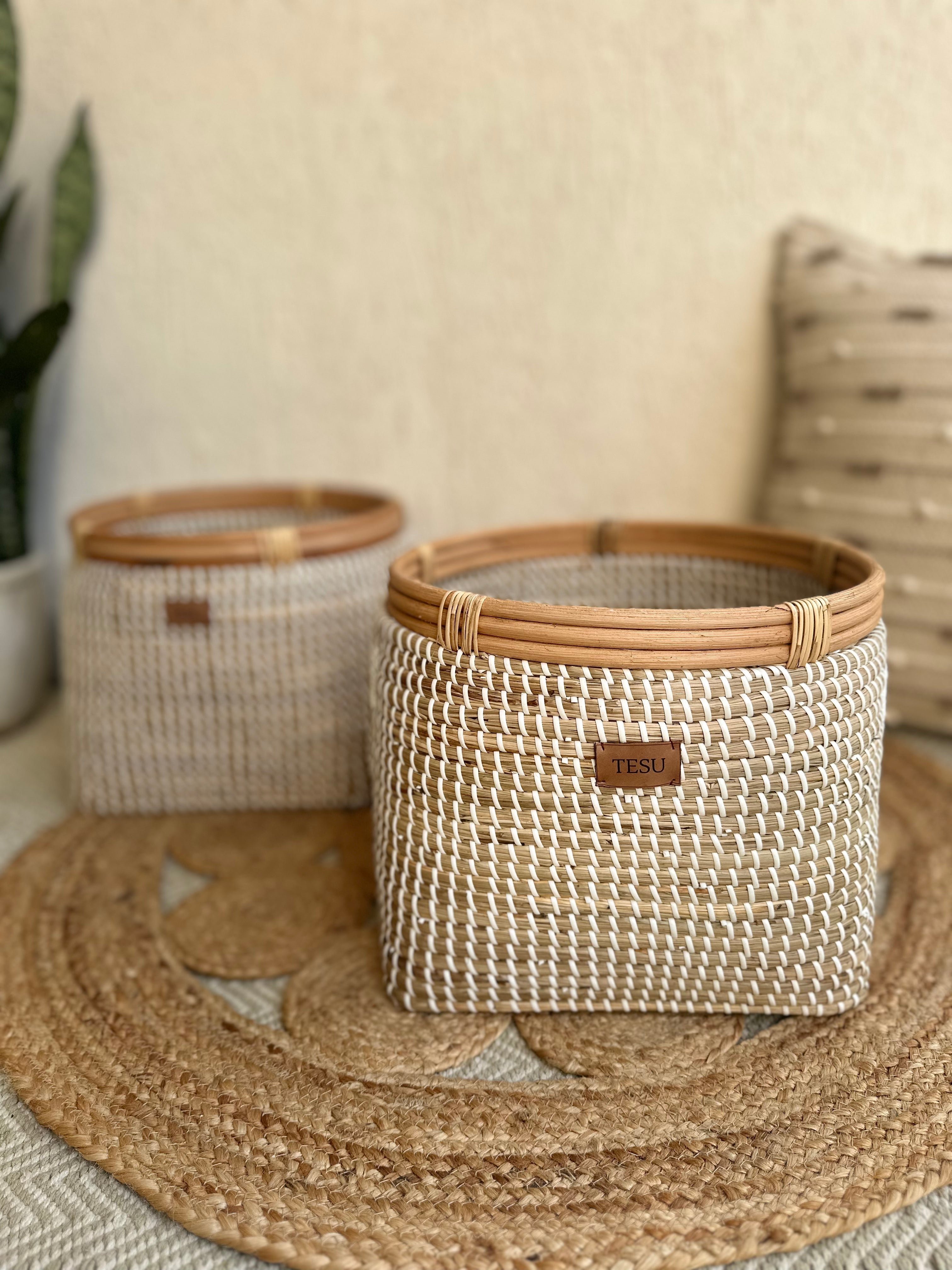 Seagrass Plant Holder - White / Sea Grass - Decor