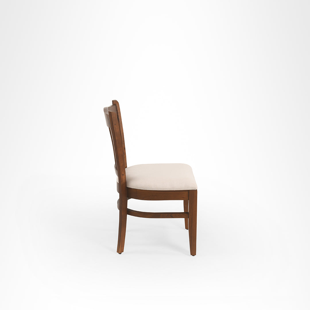 Sierra Dining Table No. 3 Set - Table (L: 48’’ B: 42’’ H: 30’’) & Chairs (L: 19’’ B: 20’’ H: 35’’ SH: 17’’) / Walnut