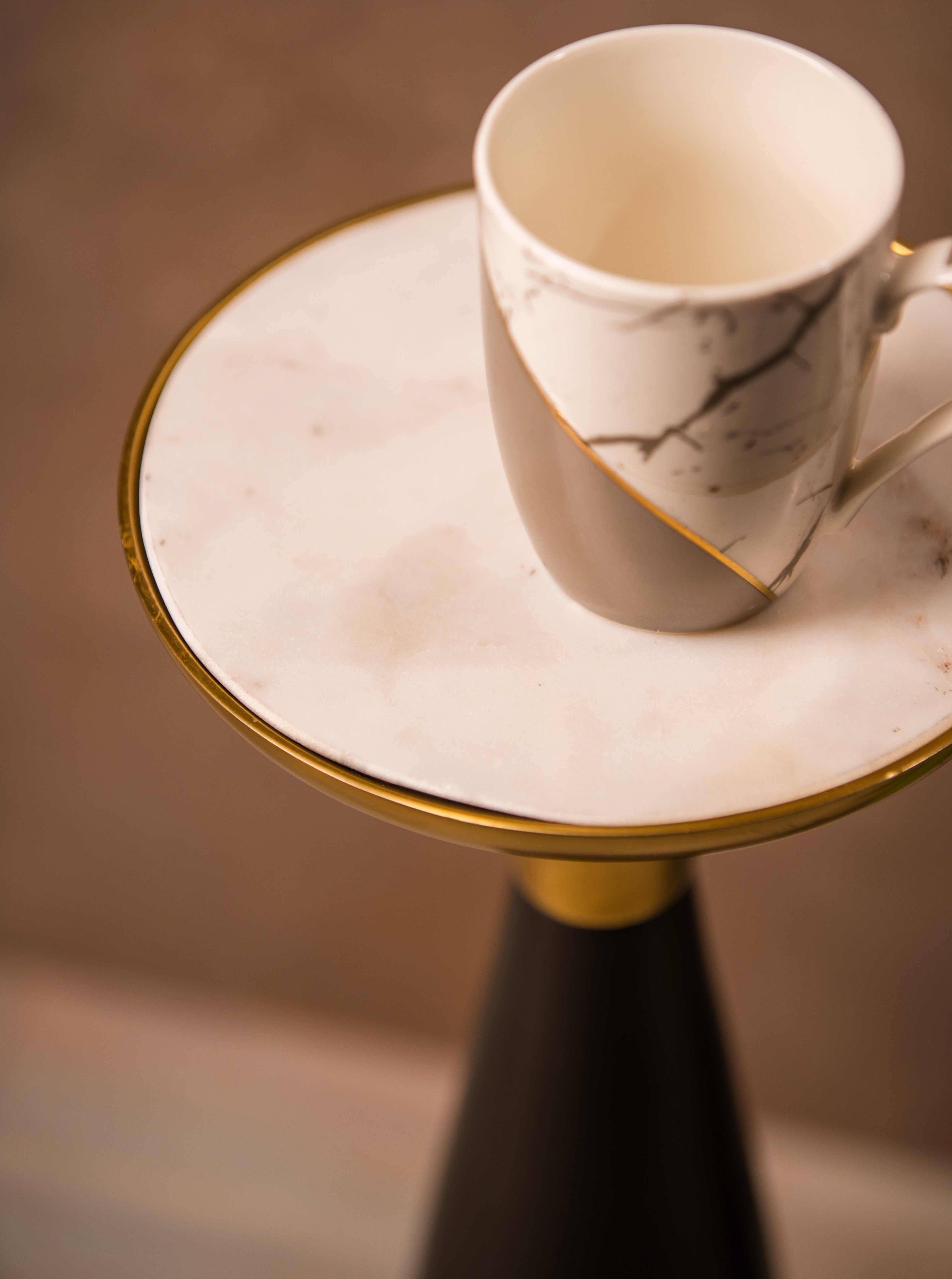 Silhouette Marble Side Table - L8 x B8 x H21.5 (In Inches) / Grey & White Top / Metal & Marble - Indoor Furniture