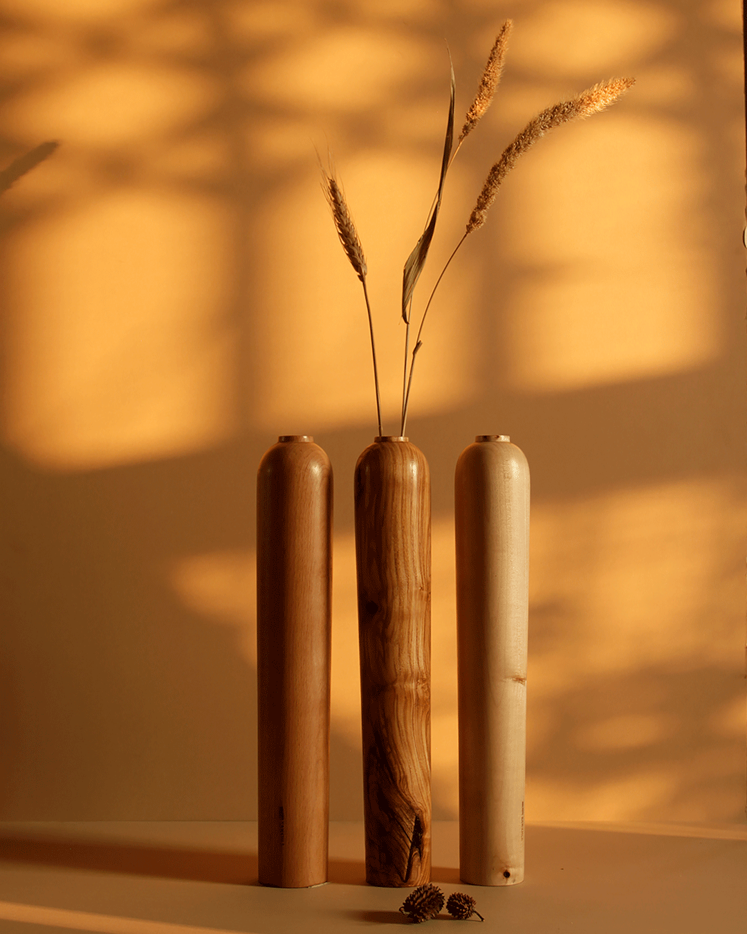 Sinuous V03 Set of 3 - light to medium reddish brown and light pale brown and white to light beige / Steam Beech, White