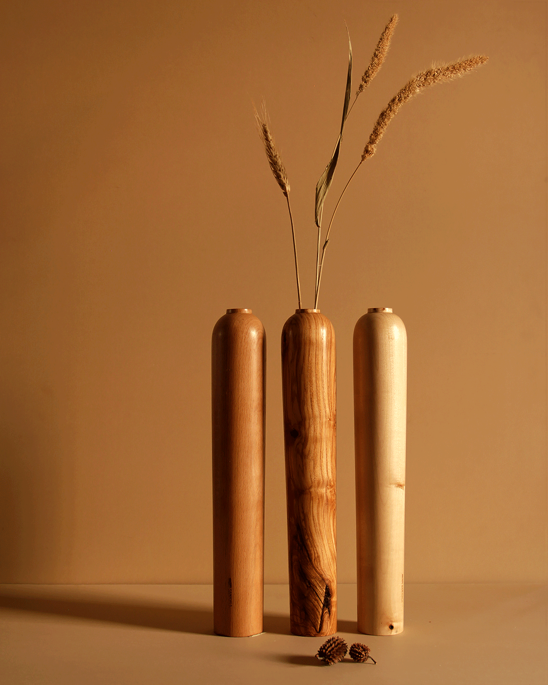 Sinuous V03 Set of 3 - light to medium reddish brown and light pale brown and white to light beige / Steam Beech, White
