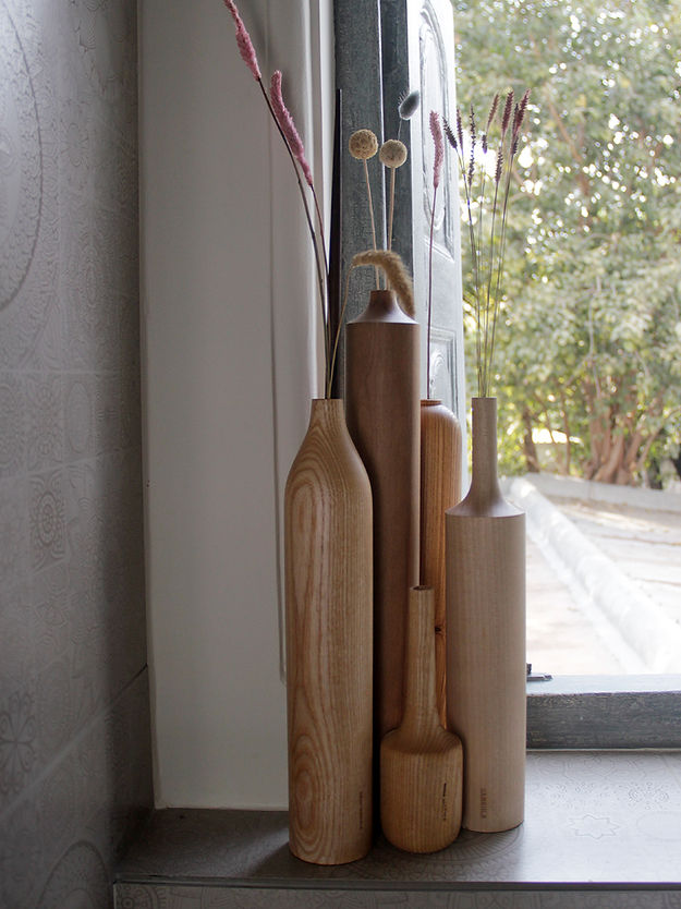 Sinuous V11 Set of 5 - light to medium reddish-brown and white to light beige and light pale brown / Steam Beech,
