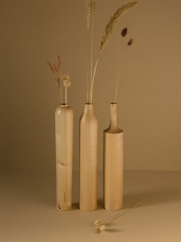 Sinuous V15 Set of 3 - white to light beige / Sycamore wood / Biggest: Height: 14 in& Diameter: 2.5 in - Decor