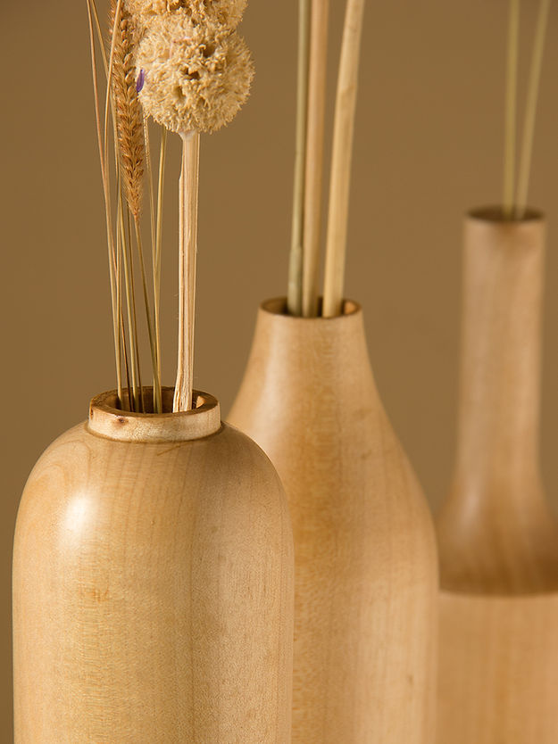 Sinuous V15 Set of 3 - white to light beige / Sycamore wood / Biggest: Height: 14 in& Diameter: 2.5 in - Decor