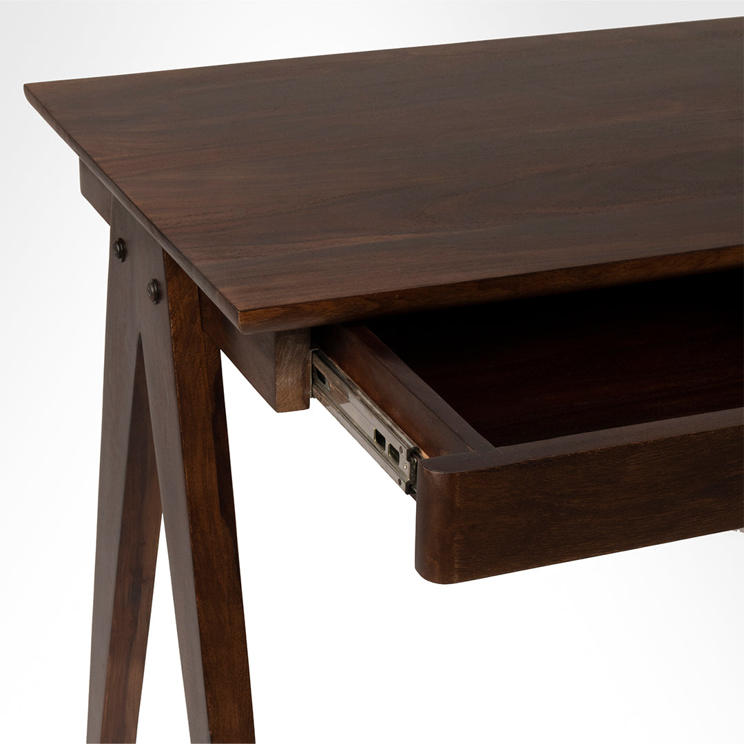 The Chandigarh Study Table