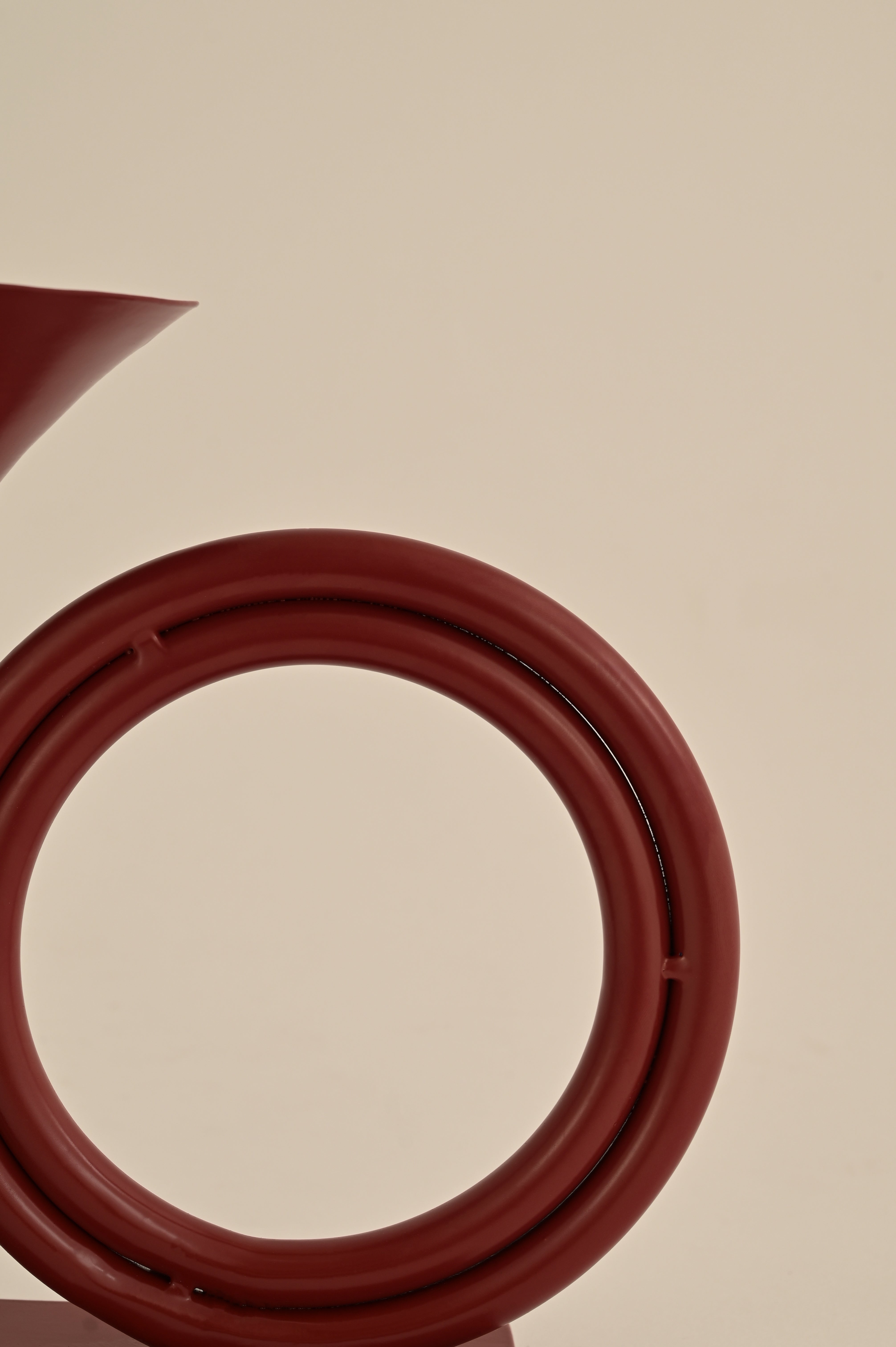 The Red Siren - Red / Metal / 28L X 12.5W X 25H In Cms - Décor