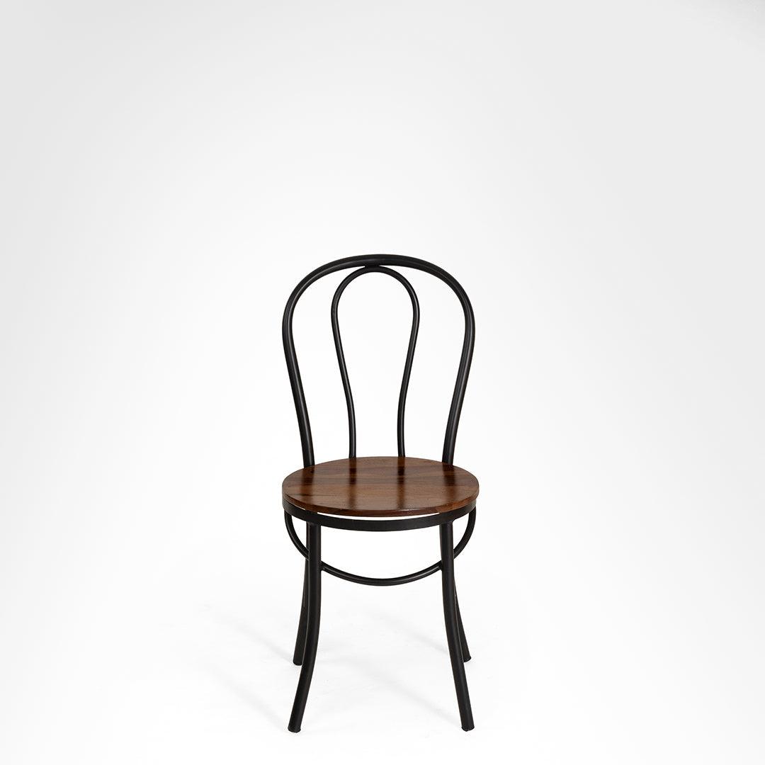 Thonet No. 18 Chairs And Side Table Set