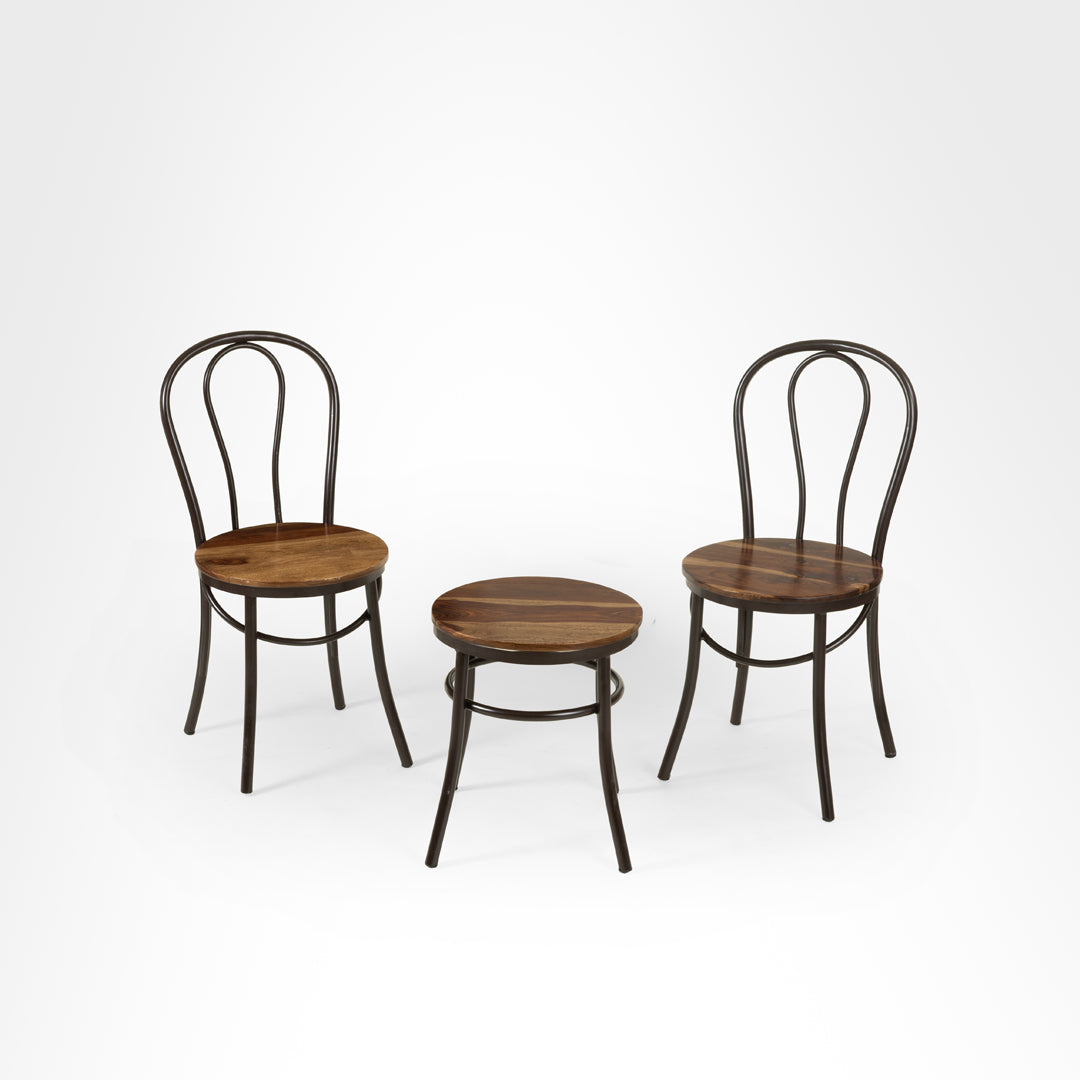 Thonet No. 18 Chairs And Side Table Set