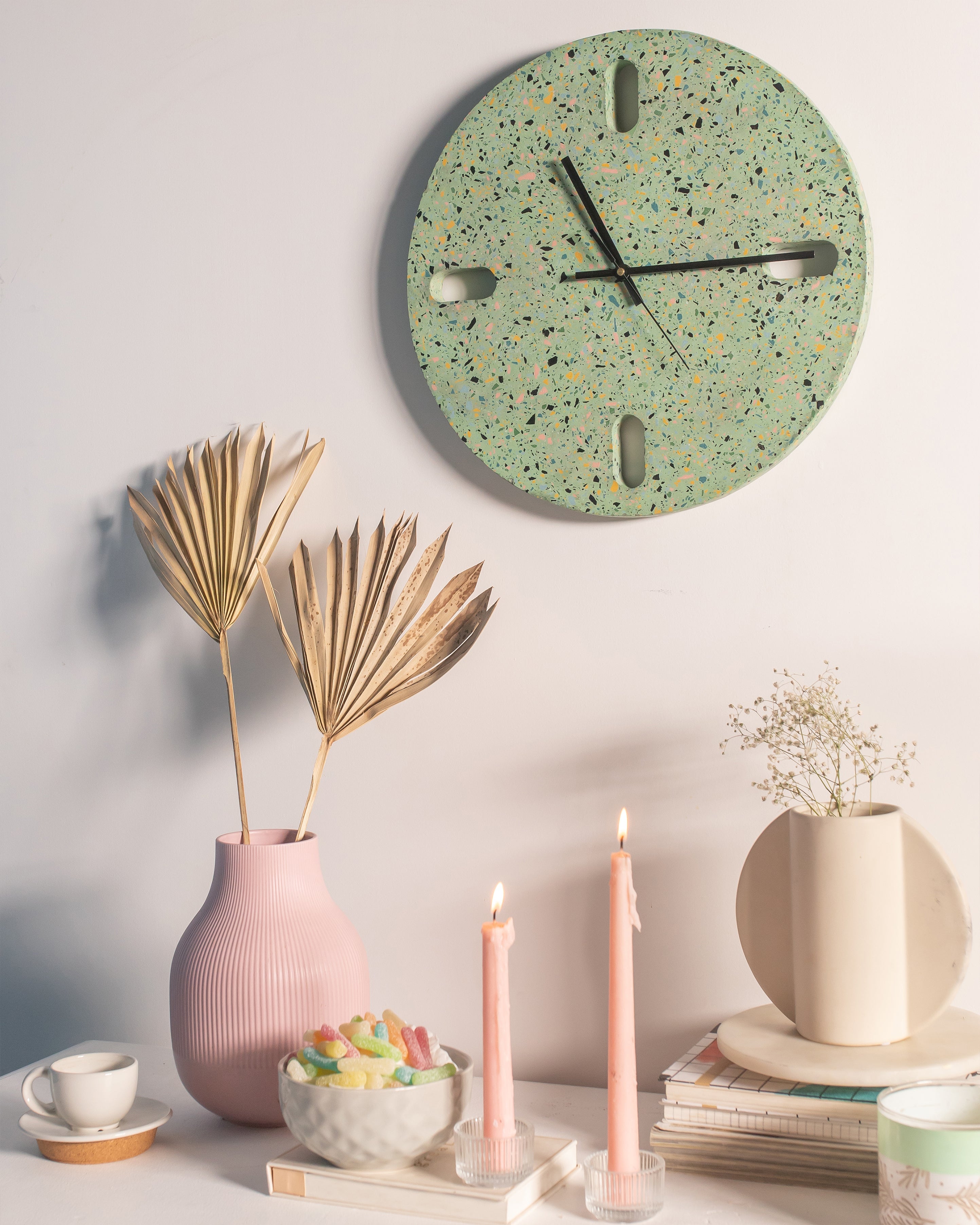 Tic Toc Clock - Decor