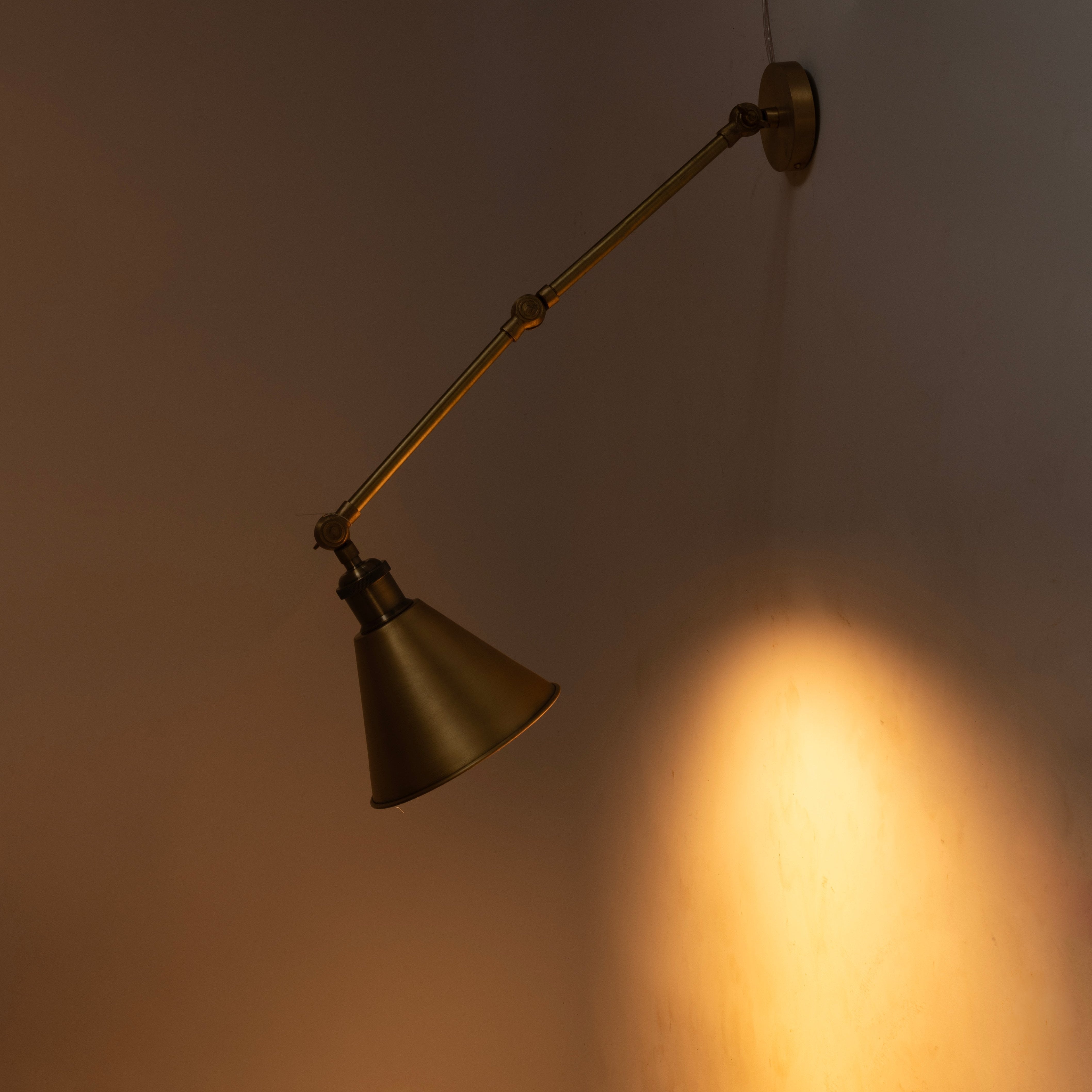 Trumpet Wall Lamp - Brass / Brass - Lamps