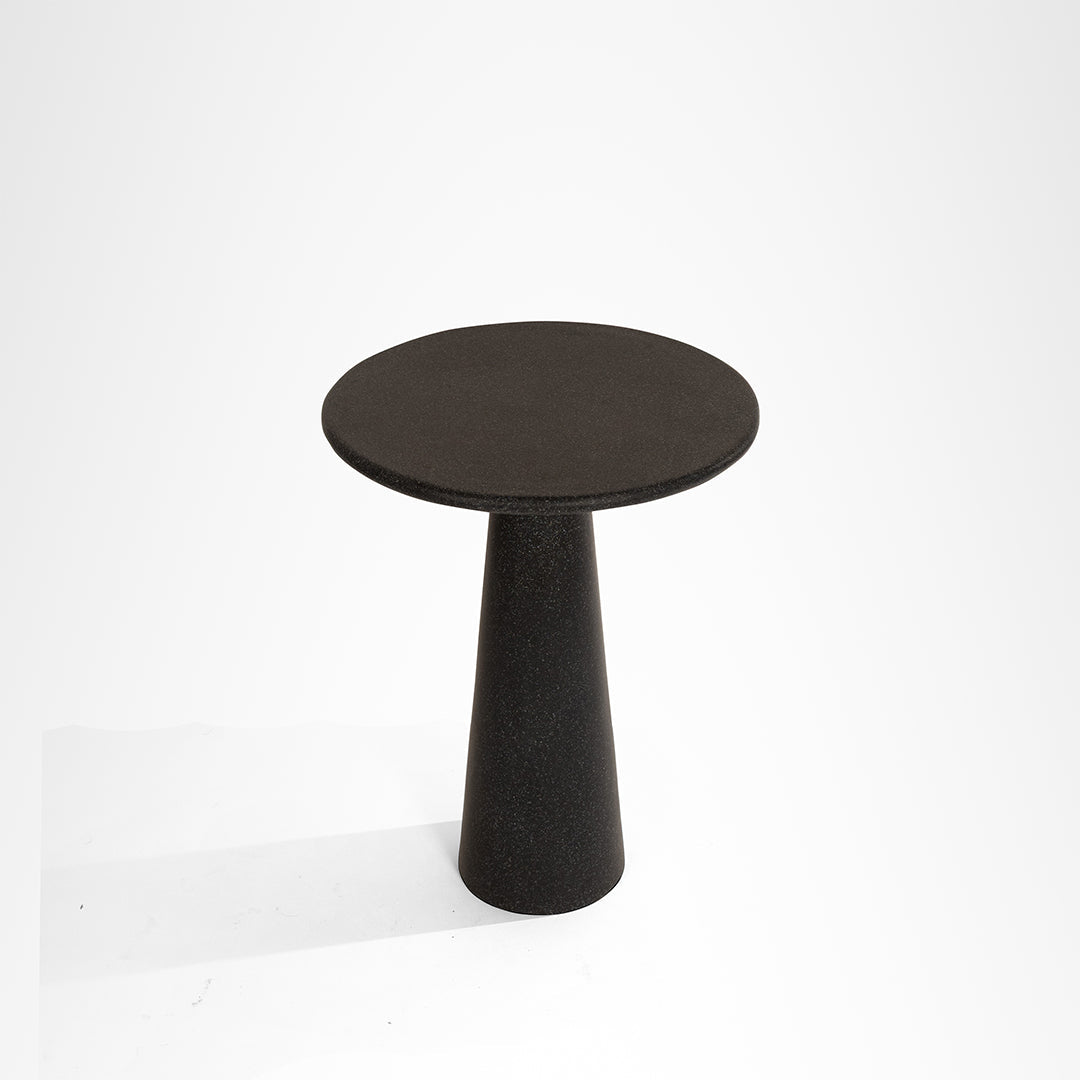 Tulip Table - Black / FRP / D: 18’’ H: 24’’