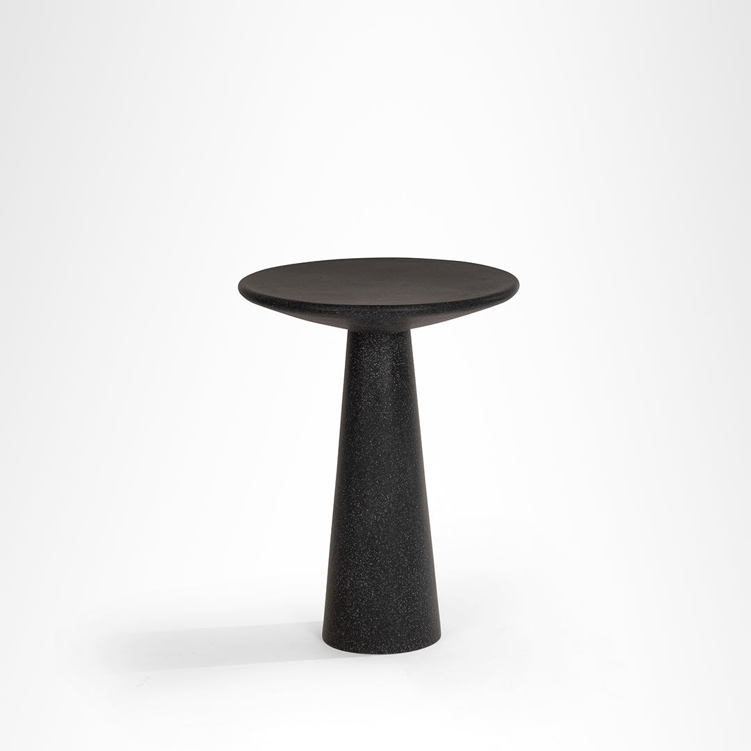 Tulip Table - Black / FRP / D: 18’’ H: 24’’