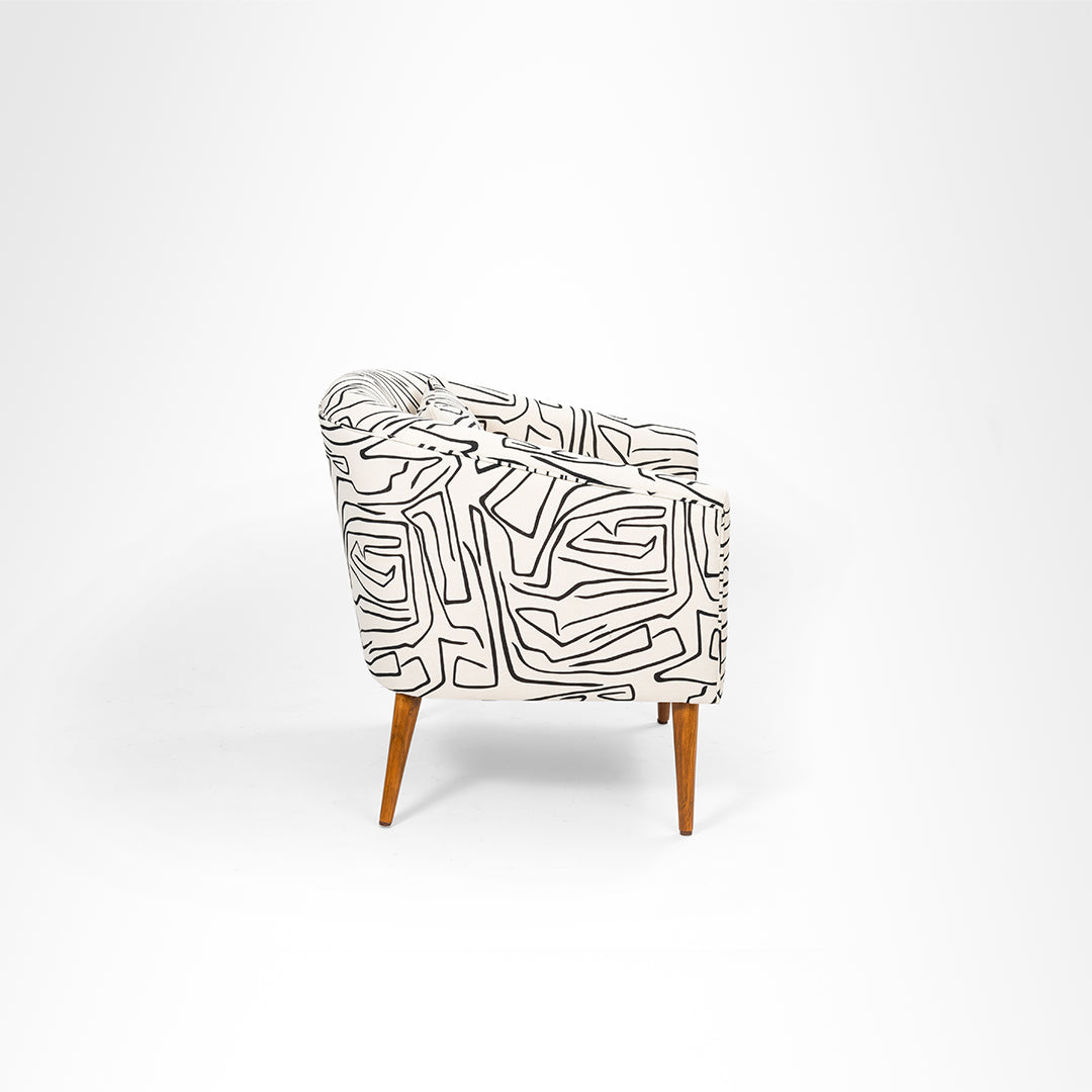 Valencia Lounge Chair - W: 27’’ D: 27’’ H: 31’’ SH: 16’’ / Black & White / Fabric And Solid Beech Wood Legs - Indoor