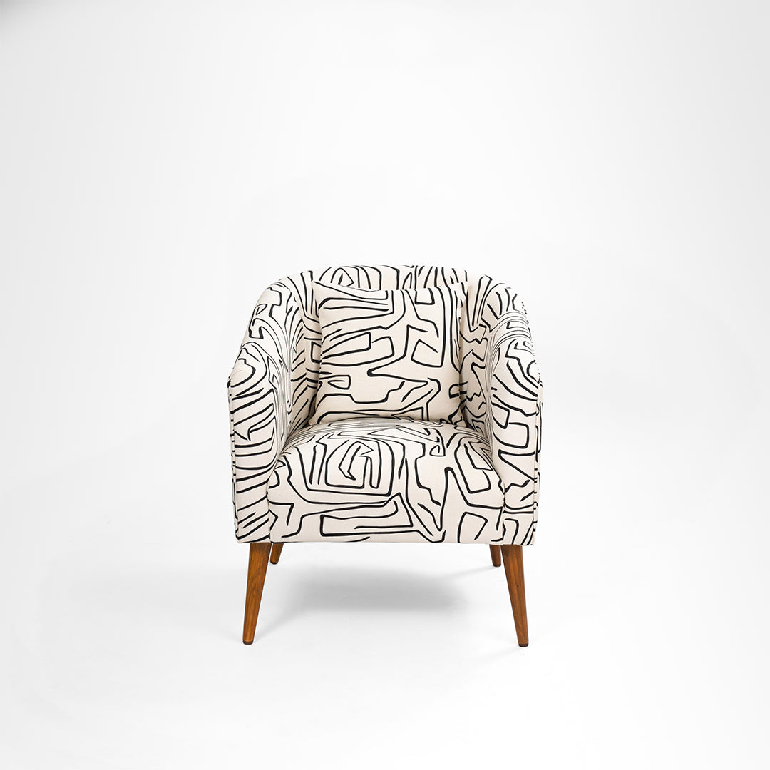 Valencia Lounge Chair - W: 27’’ D: 27’’ H: 31’’ SH: 16’’ / Black & White / Fabric And Solid Beech Wood Legs - Indoor