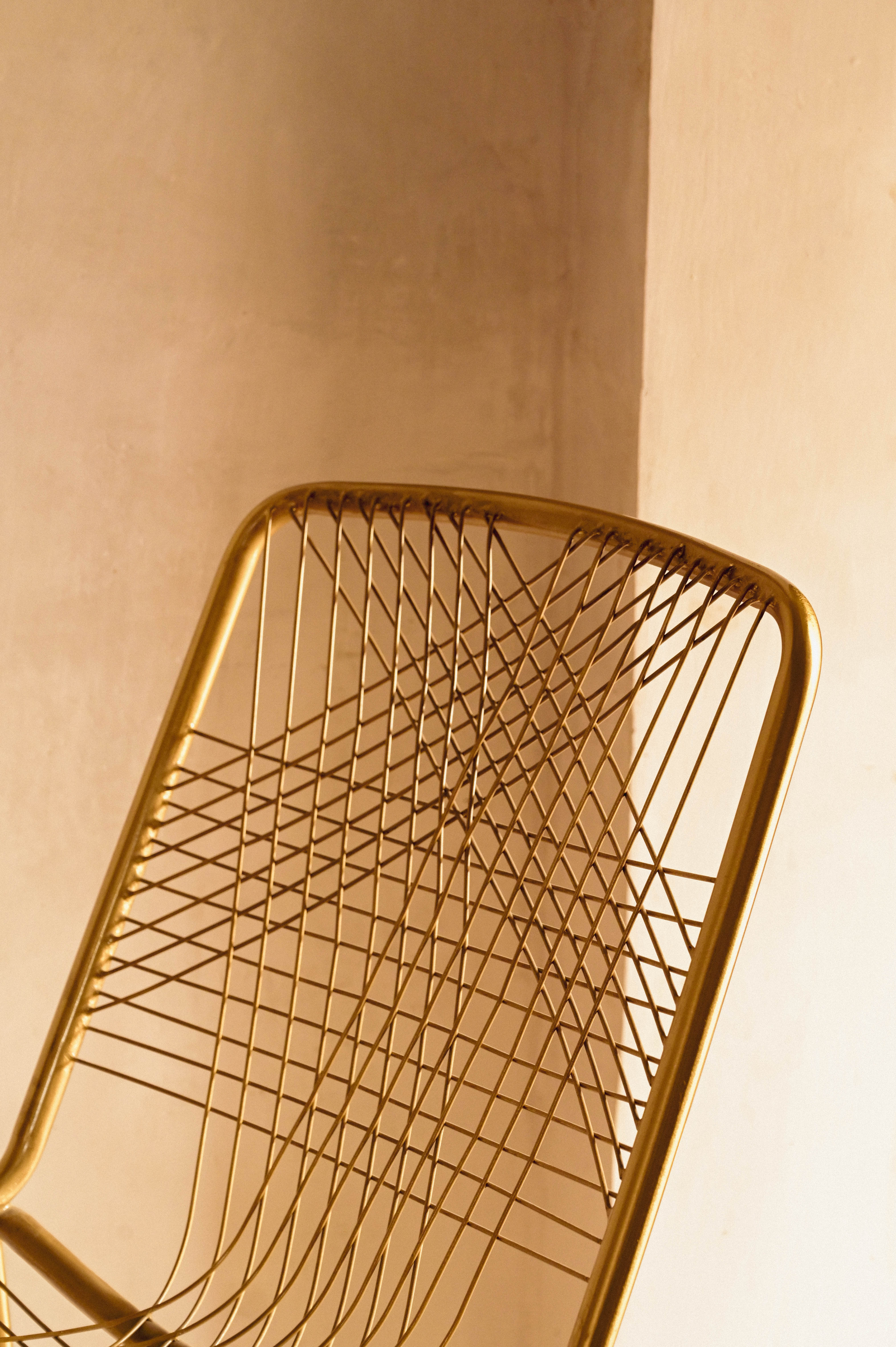 Veya Chair - L:21 x W:20 x H:32 In inches / Metal - Indoor Furniture