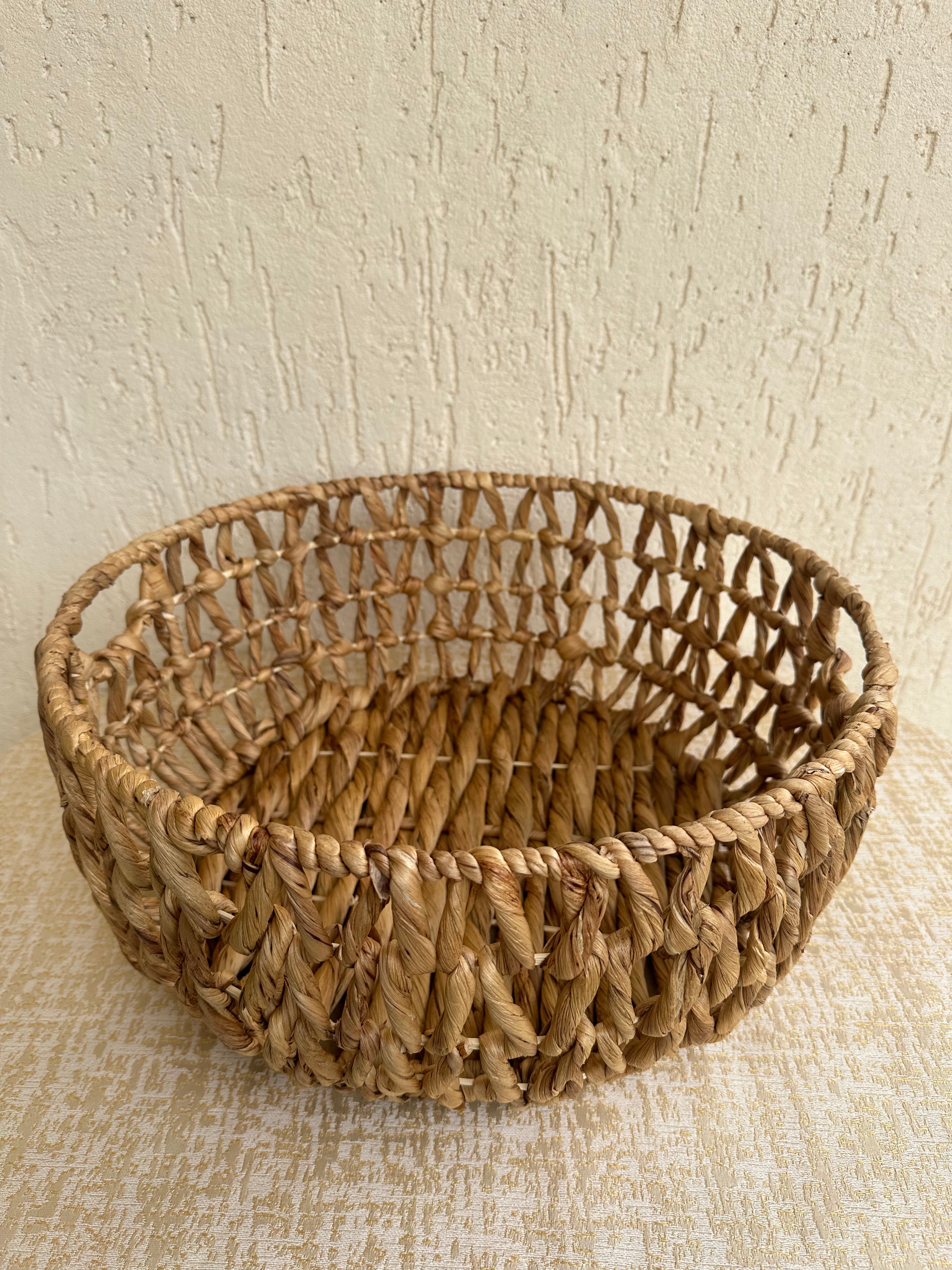 Water Hyacinth Cut-Work Basket - Natural / Water Hyacinth - Decor