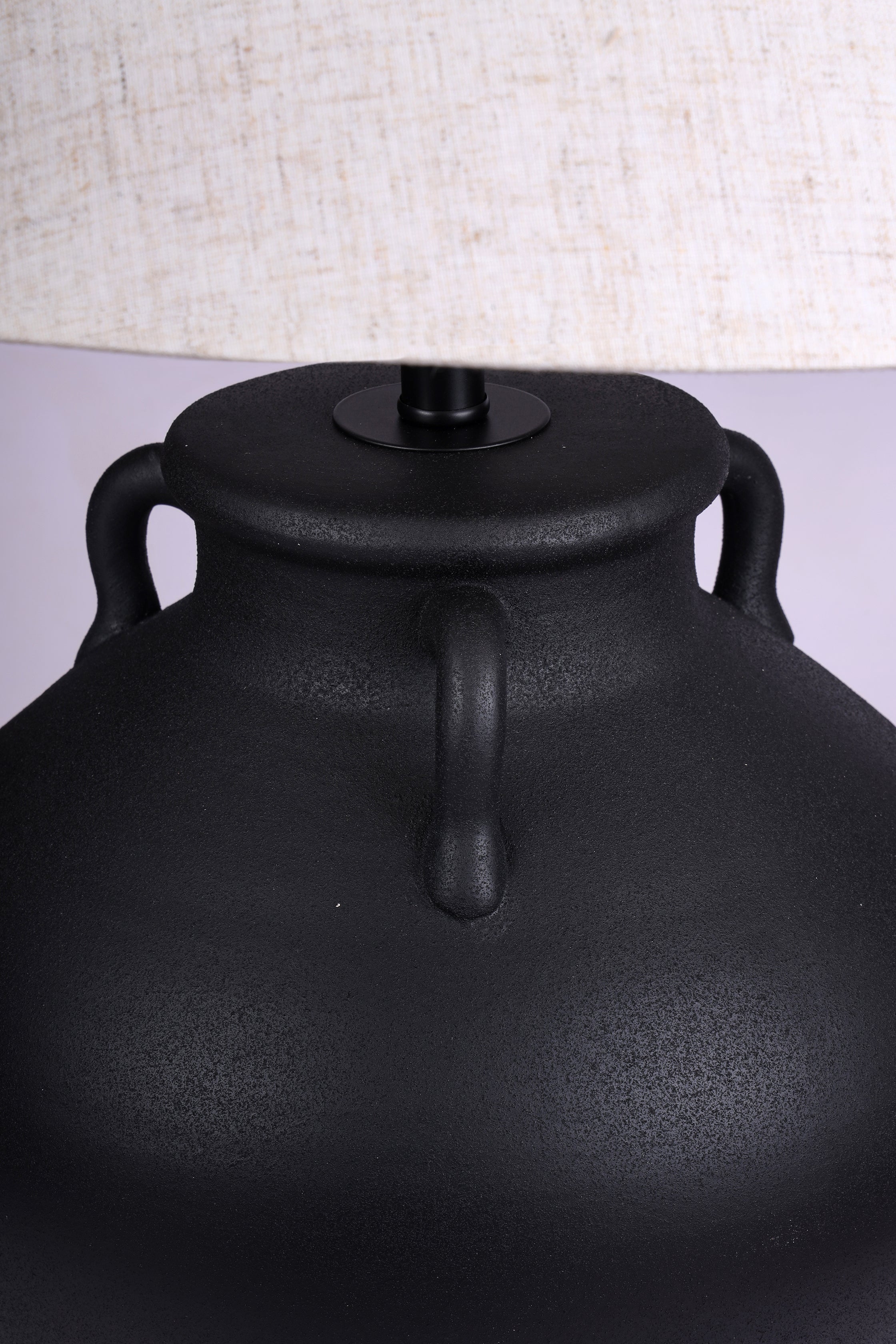 Noir Ceramic Table Lamp 1