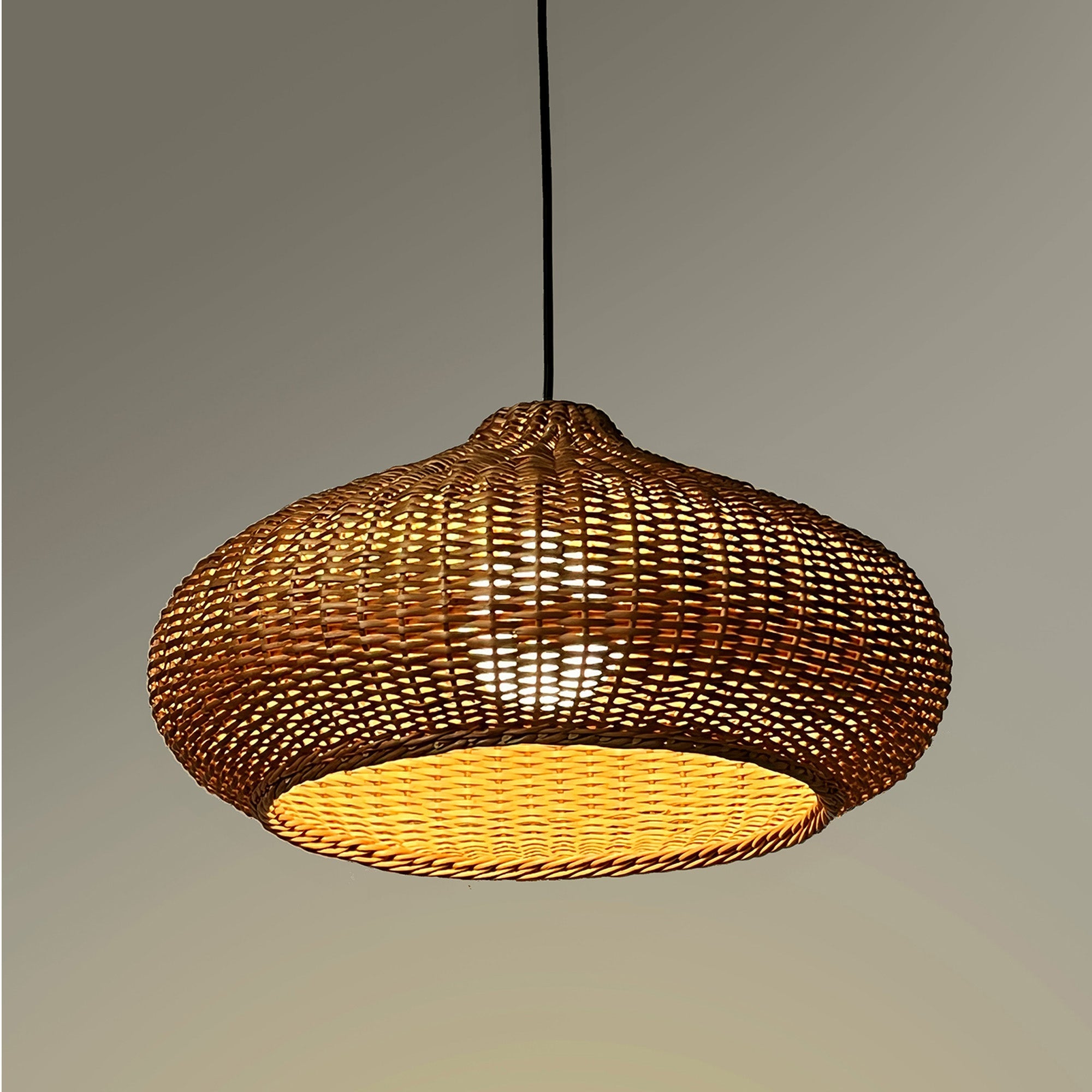 Akasa Pendant Lamp