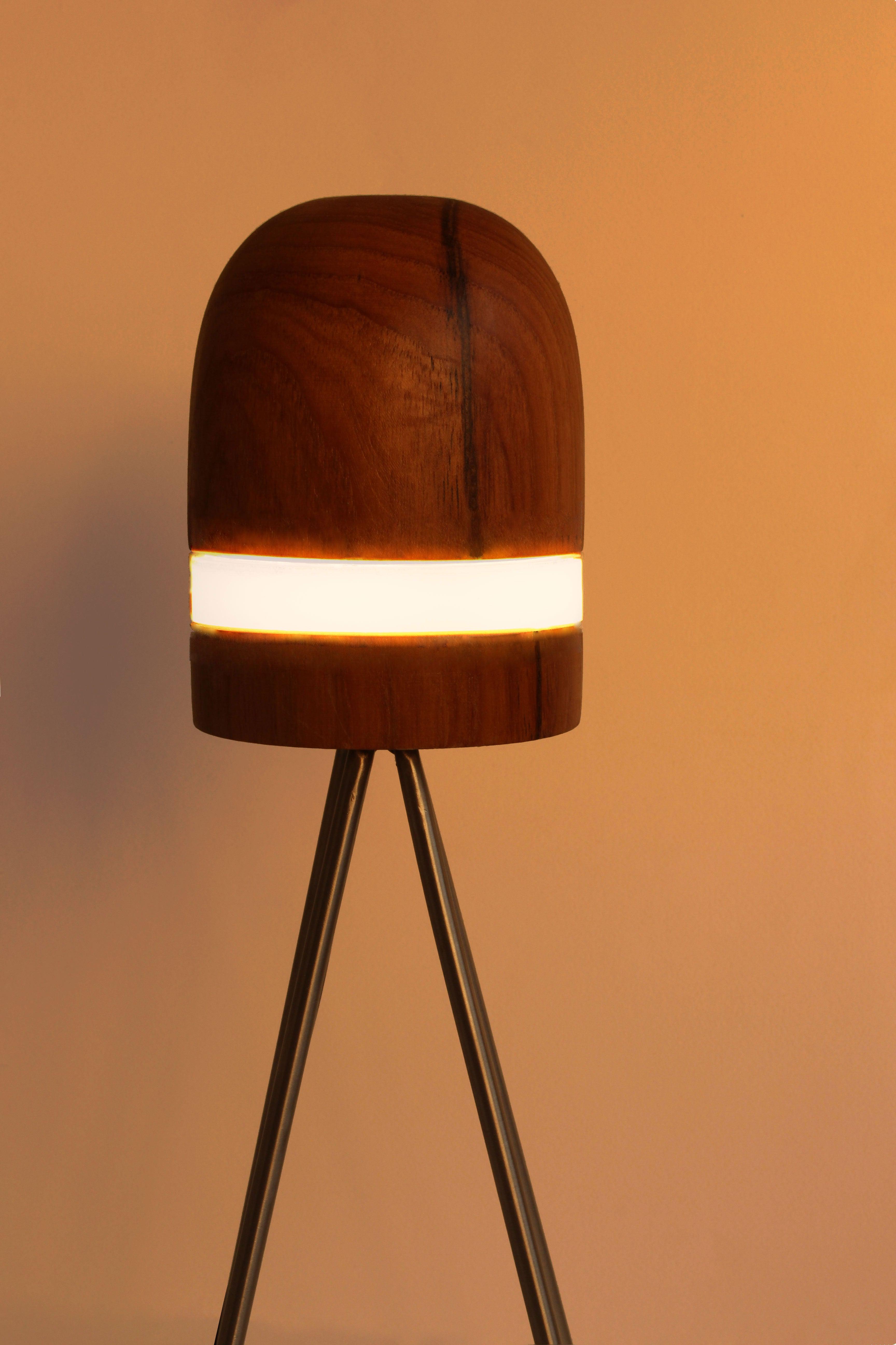 Agriya Table Lamp