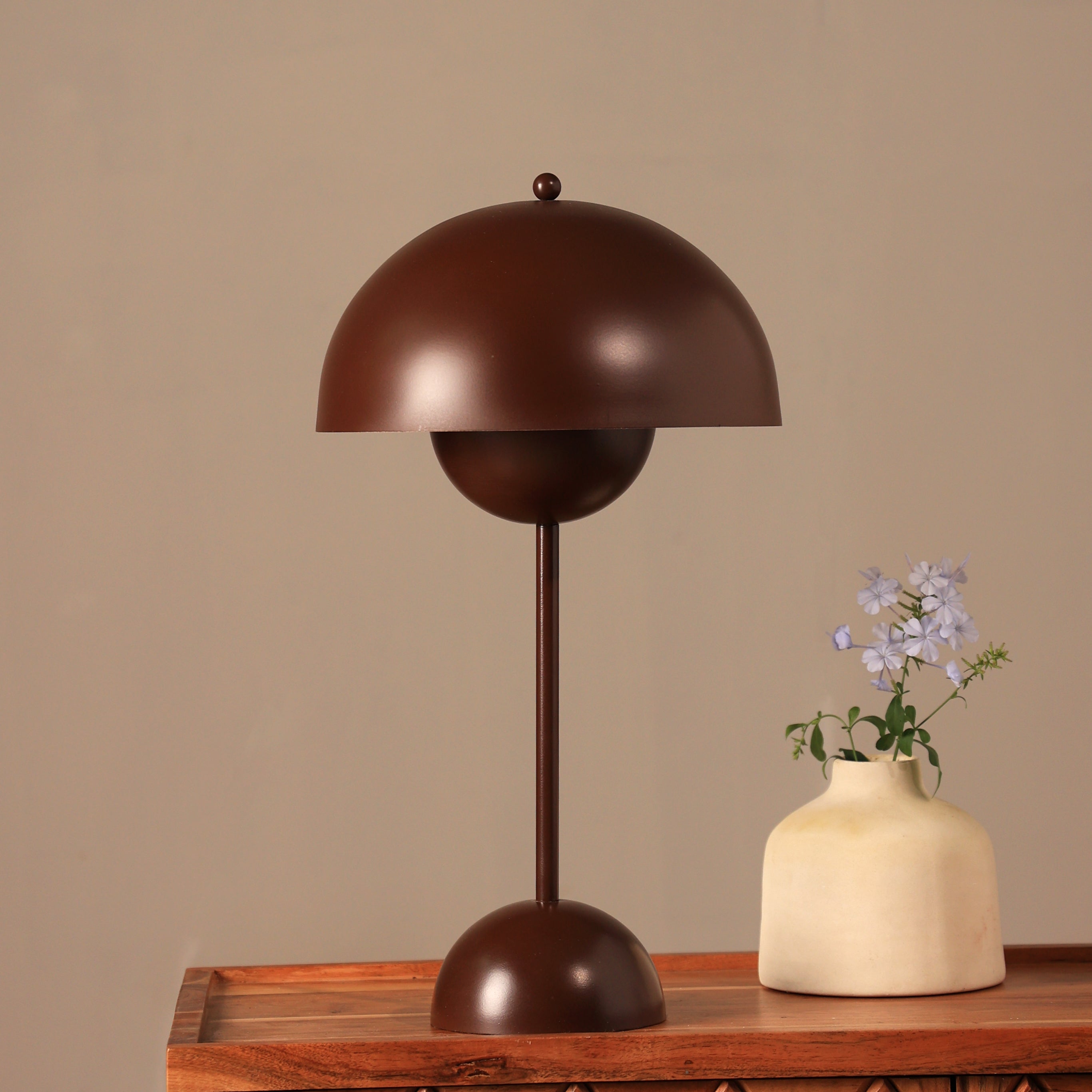 Pagen X Terracotta Lamp