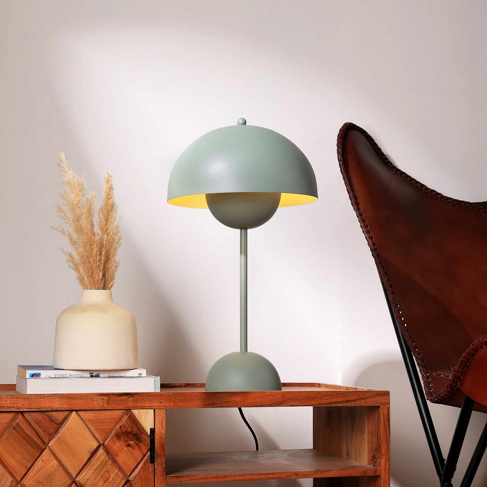 Pagen X Grey Lamp