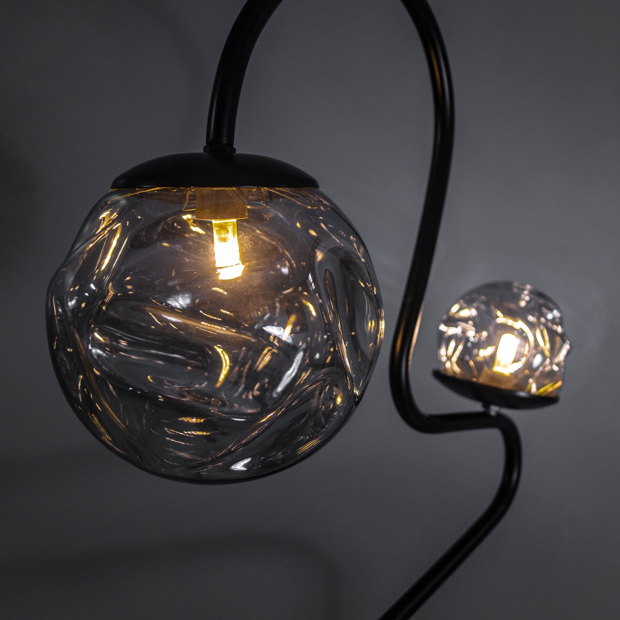 Clf113 Metal Wave Floor Lamp