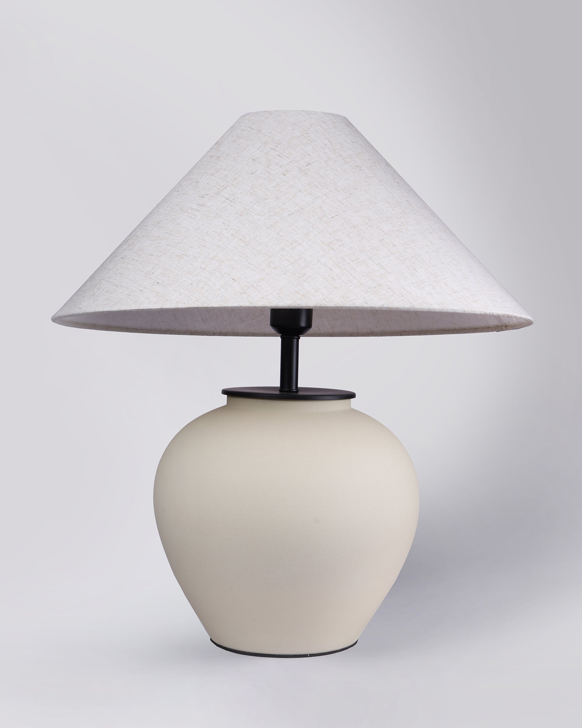 Elegance Ceramic Table Lamp 2
