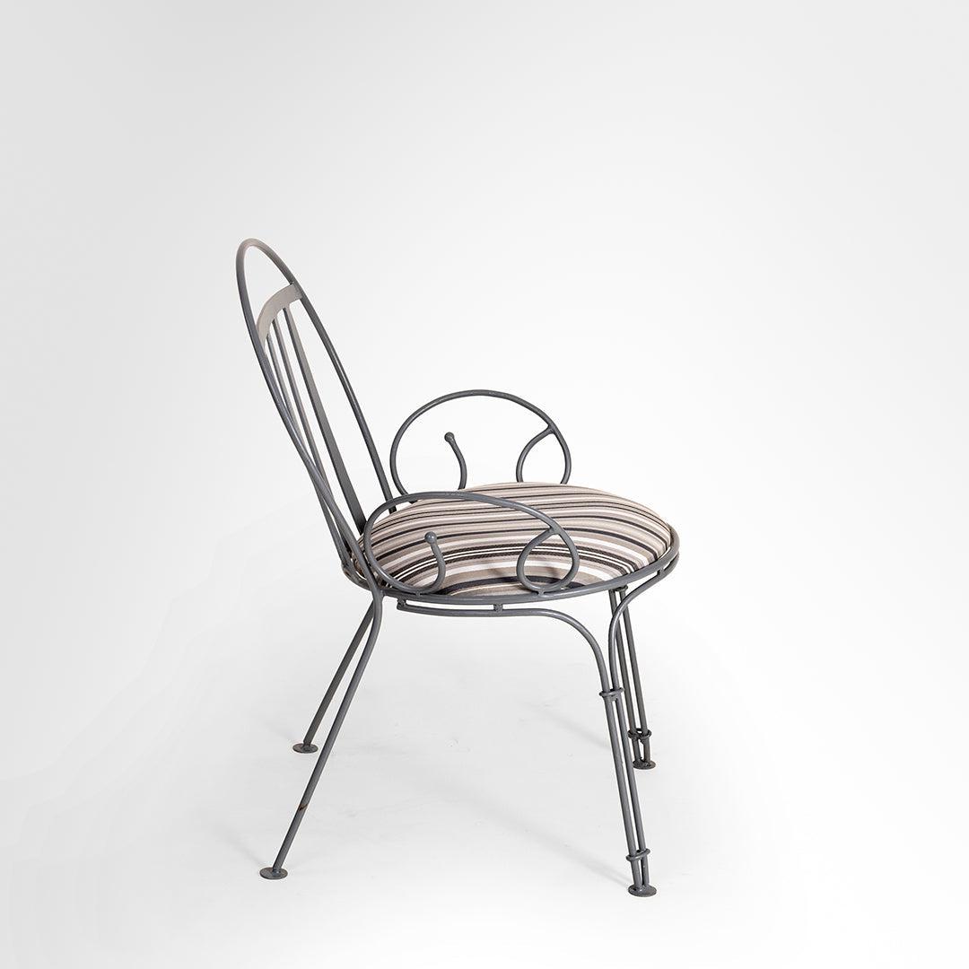 Tulip Cast Iron Table With Faro Chairs