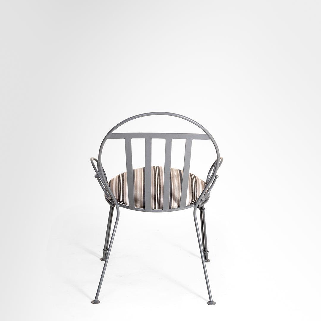 Tulip Cast Iron Table With Faro Chairs