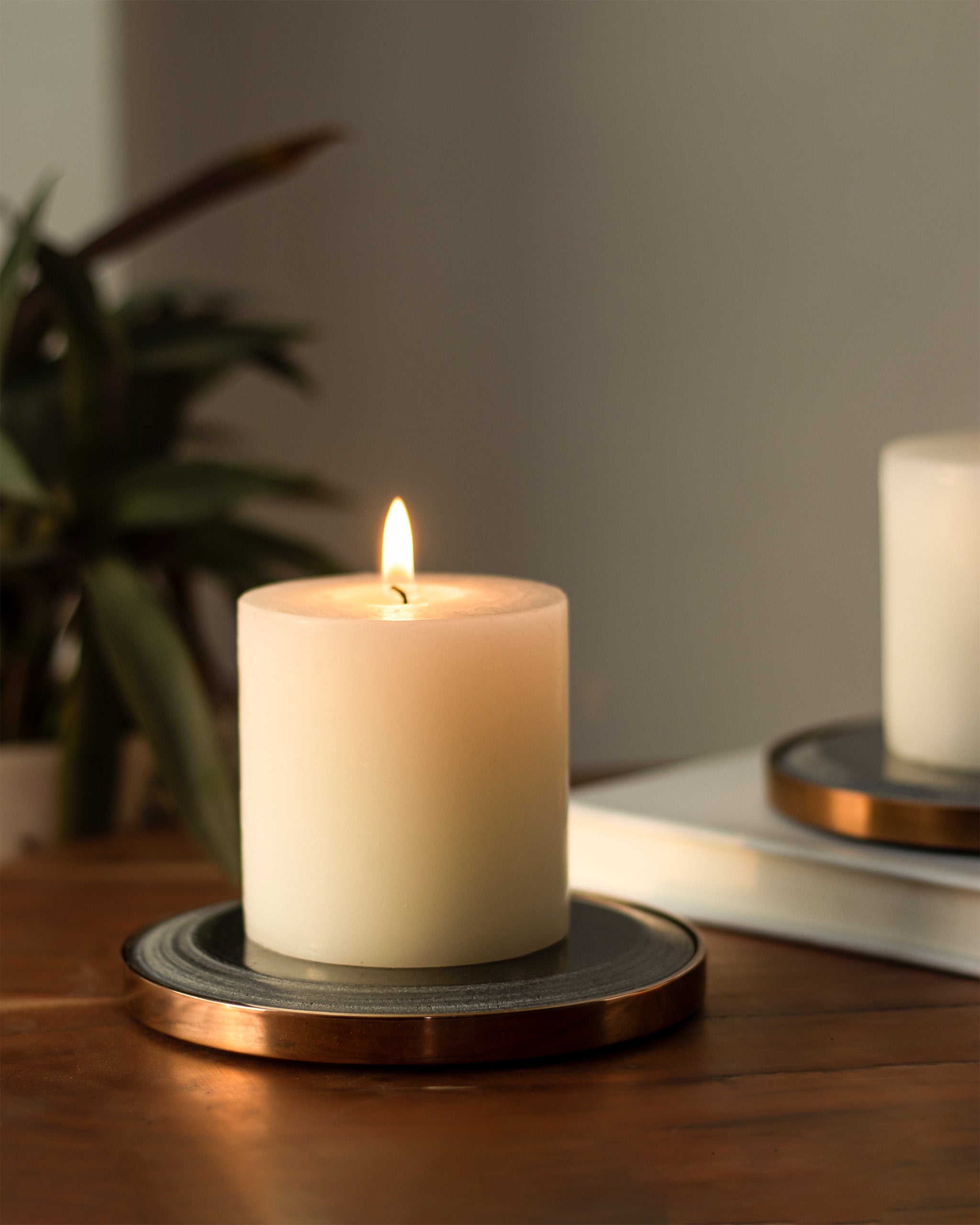 Yin Candle Plates